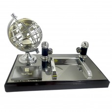 Metal Globe Desk Stand